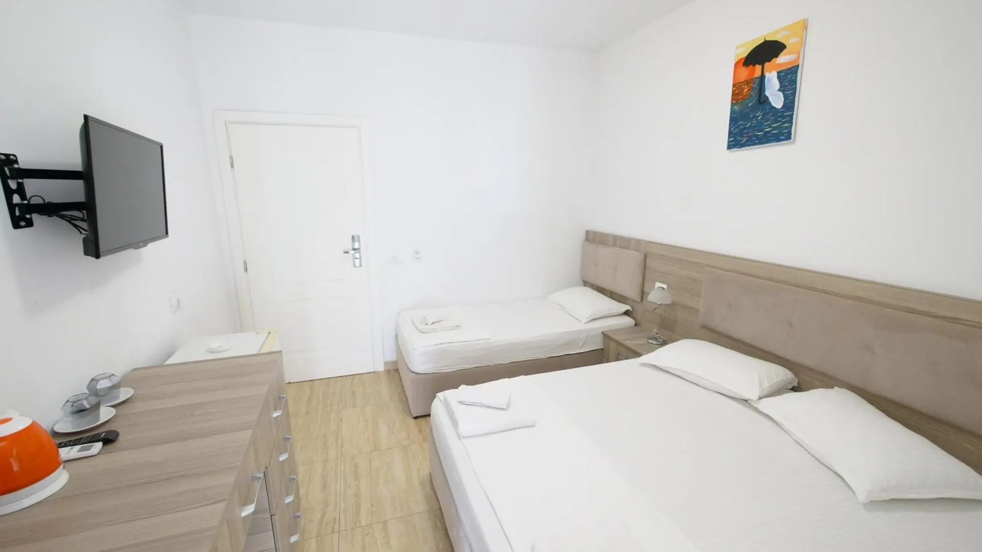 Vila Duro Golem  0*, Golem (Tirana)